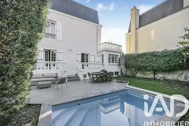 Maison traditionnelle à Colombes (92700)