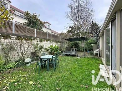 Maison à Villeneuve-la-Garenne (92390)