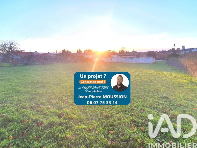 Terrain 1000 m² · à Le Champ-Saint-Père · 1 000 m² · 57 000 €