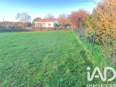 Building plot in Le Champ-Saint-Père (85540)