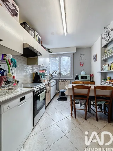 Appartement à Cluses (74300)