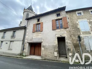 Maison de ville à La Rochefoucauld (16110)