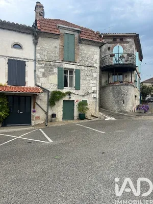 Village house at Bourg-de-Visa (82190)