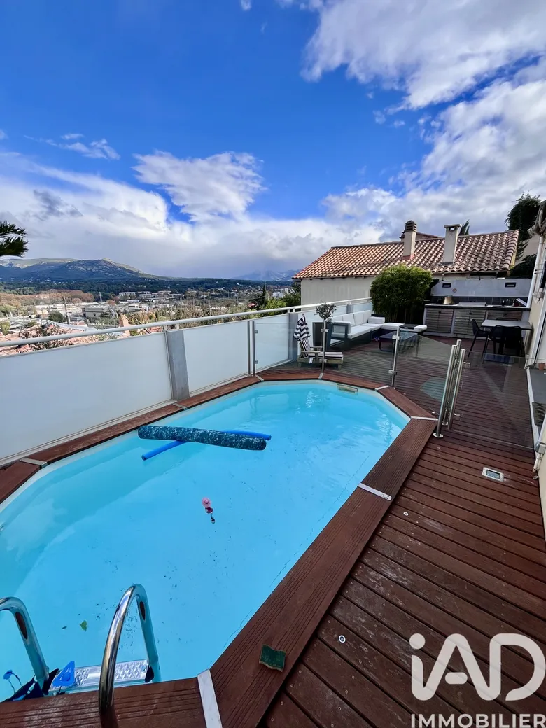 Maison 5 pièces 120 m² · à Marseille · 120 m² · 450 000 €