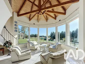 Architectural house at Saint-Chély-d'Apcher (48200)