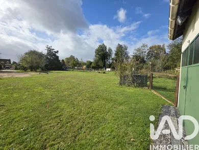 Land at Vicq (78490)