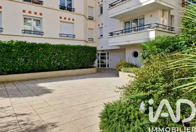 Apartment in Suresnes (92150)