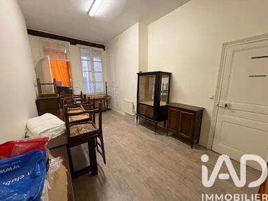 Townhouse in Sens (89100)
