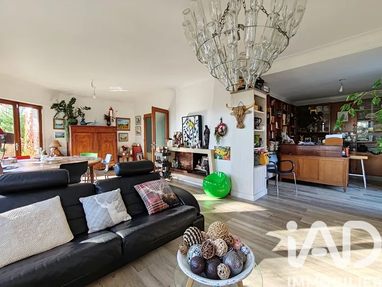 Maison 7 pièces 193 m² · à Challans · 193 m² · 435 000 €