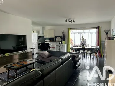 Maison à Saint-Morillon (33650)
