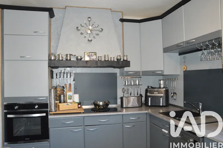 Maison 5 pièces 110 m² · à Saint-Laurent-de-Brèvedent · 110 m² · 249 500 €