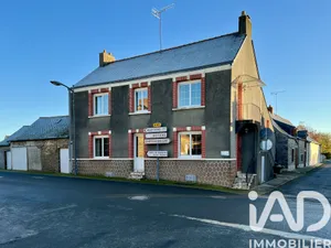 Village house at Fercé (44660)