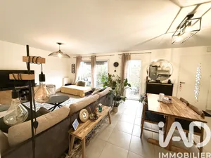 Detached house at Laval (53000)