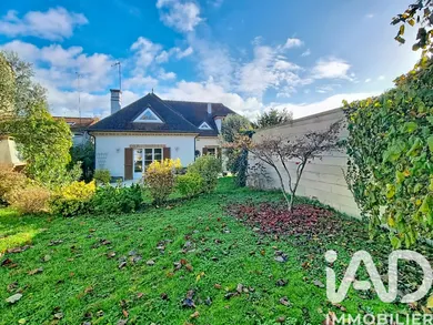 Pavillon à Thiais (94320)