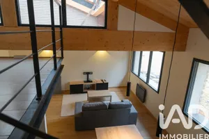 Village house at Saint-Cyr-au-Mont-d'Or (69450)