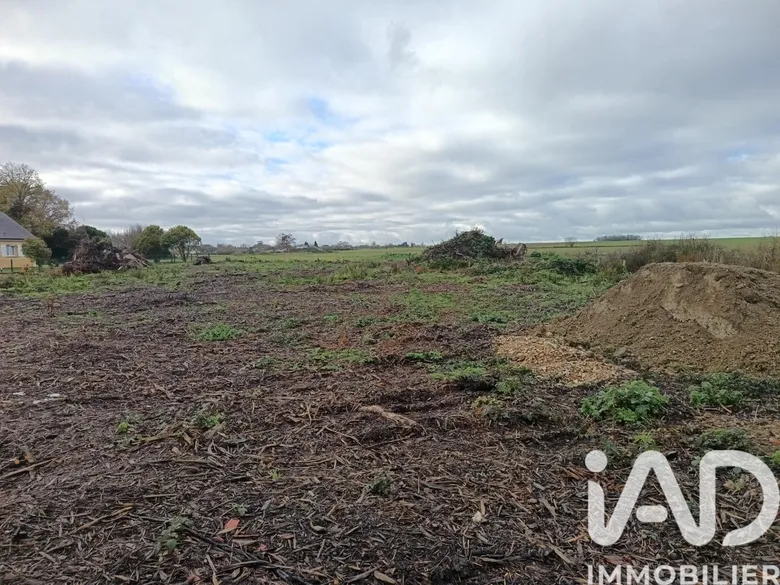 Terrain à bâtir à Écauville (27110) · 55 000 €