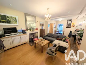 Village house at Gigondas (84190)