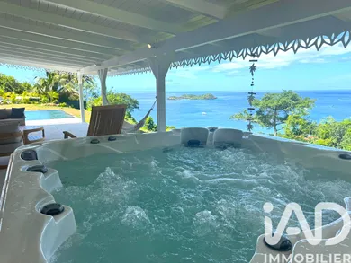 Maison d'architecte à Bouillante (97125)