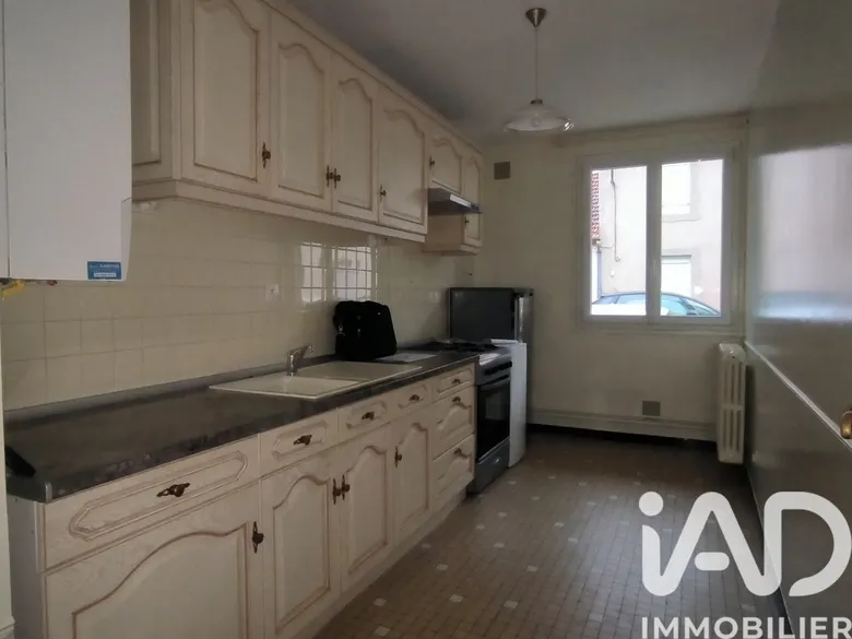 Vente appartement à Montluçon (03100) : appartement 2 pièces 53 m² — 4