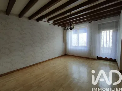 Maison de village à Sainte-Cérotte (72120)