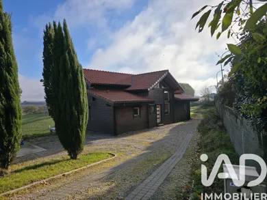 Architectural house in Saint-Sulpice-la-Pointe (81370)