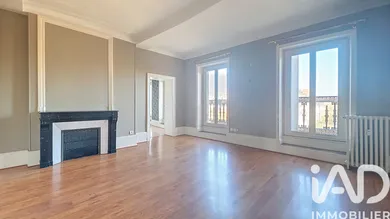 Apartment in Moulins (03000)