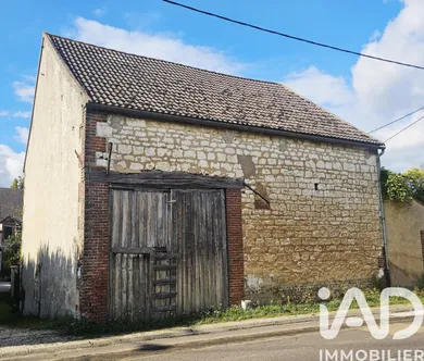 Land at Béon (89410)