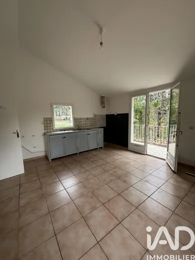 Appartement à Pélissanne (13330)