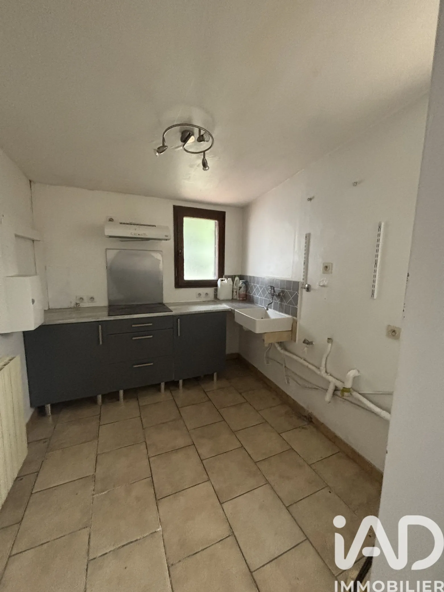 Vente appartement à Pélissanne (13330) : appartement 2 pièces 45 m² — 2