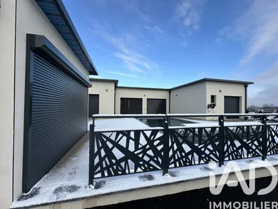 Maison à Commelle-Vernay (42120)