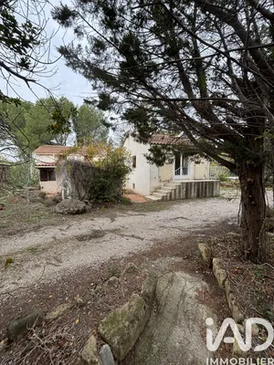 Apartment at Pélissanne (13330)