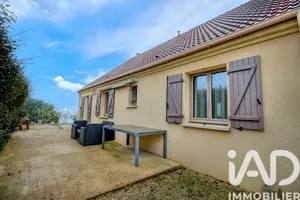 Pavillon à Puiseaux (45390)