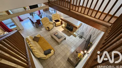 Maison de village à La Francheville (08000)