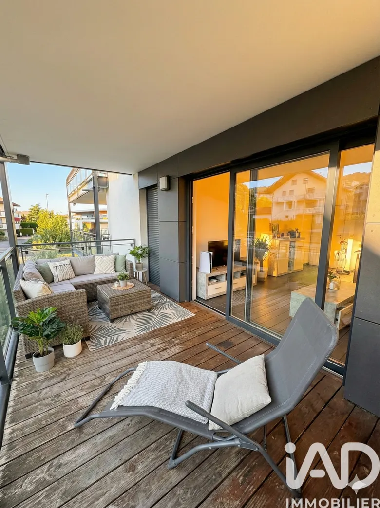 Appartement 2 pièces 43 m² · à Évian-les-Bains · 43 m² · 242 000 €