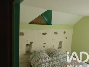 Maison de campagne à Treban (03240)