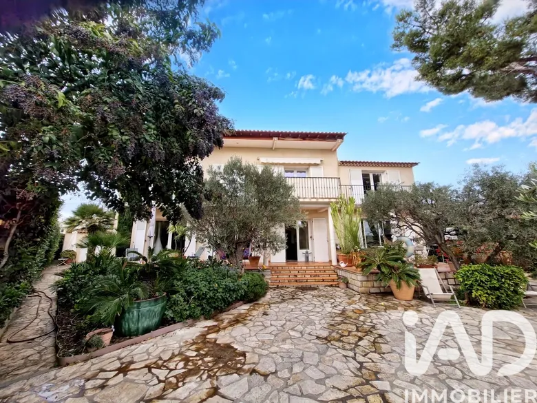 Maison 10 pièces 290 m² · à Bandol · 290 m² · 1 550 000 €