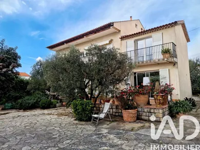 House in Bandol (83150)