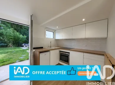 Apartment at Montmorency (95160)