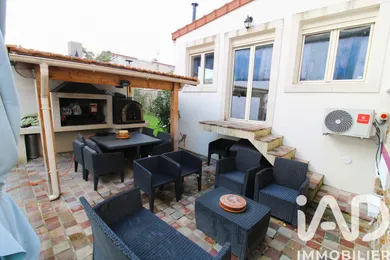 Maison à Villeneuve-le-Roi (94290)