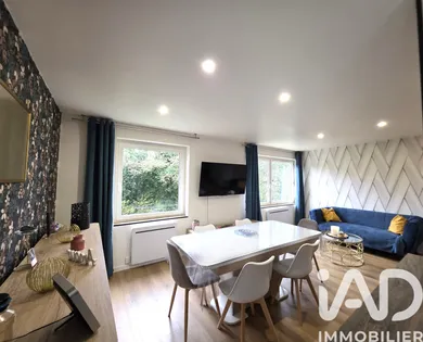 Apartment in Eu (76260)
