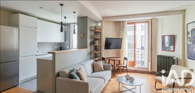 Apartment at Paris (75018)