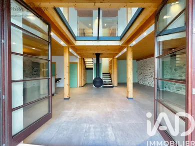 Farm at Saint-Genis-Pouilly (01630)