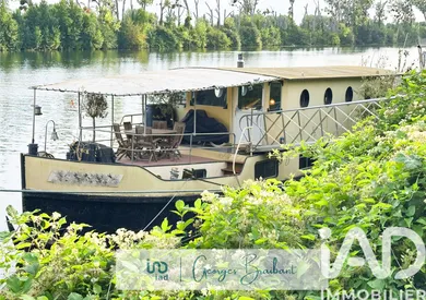 Péniche à Conflans-Sainte-Honorine (78700)
