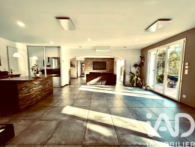 Maison à Nans-les-Pins (83860)