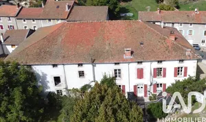 Village house in Saint-Bonnet-le-Chastel (63630)