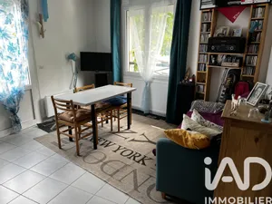 Apartment at Savigny-sur-Orge (91600)
