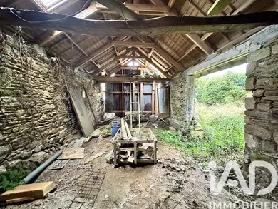 Immeuble à Elliant (29370)