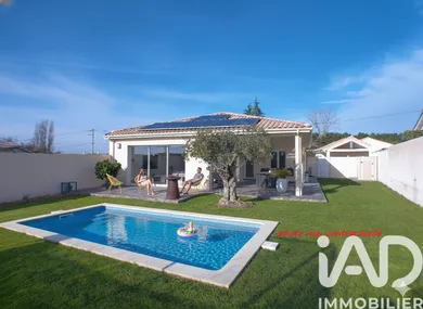 Maison traditionnelle à Laruscade (33620)