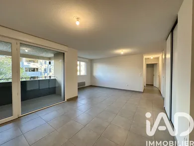 Apartment at Lattes (34970)