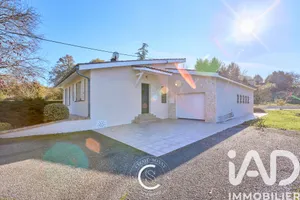 Traditional house in Laplume (47310)